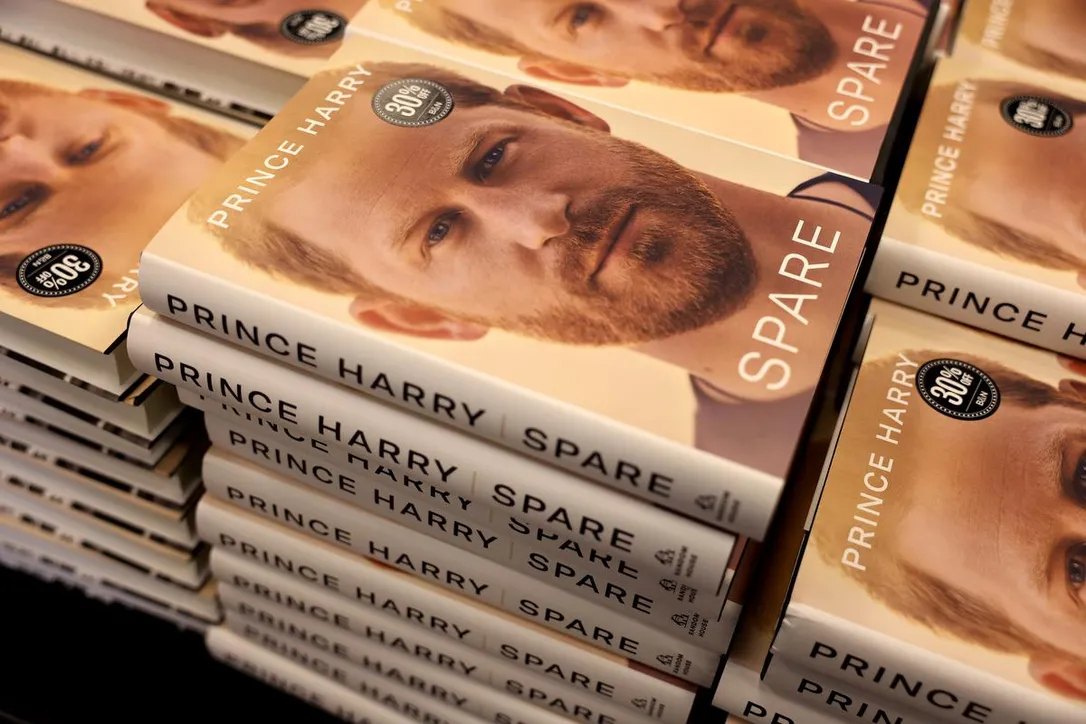 Veja 3 celebridades citadas no livro do pr ncipe harry